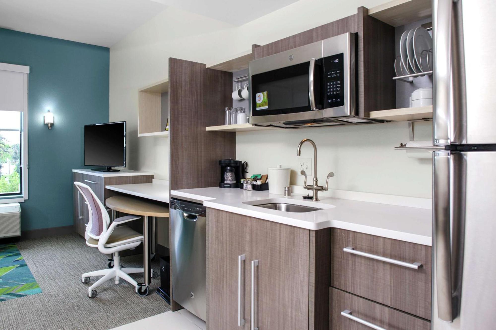 Home2 Suites By Hilton Fort Collins Esterno foto