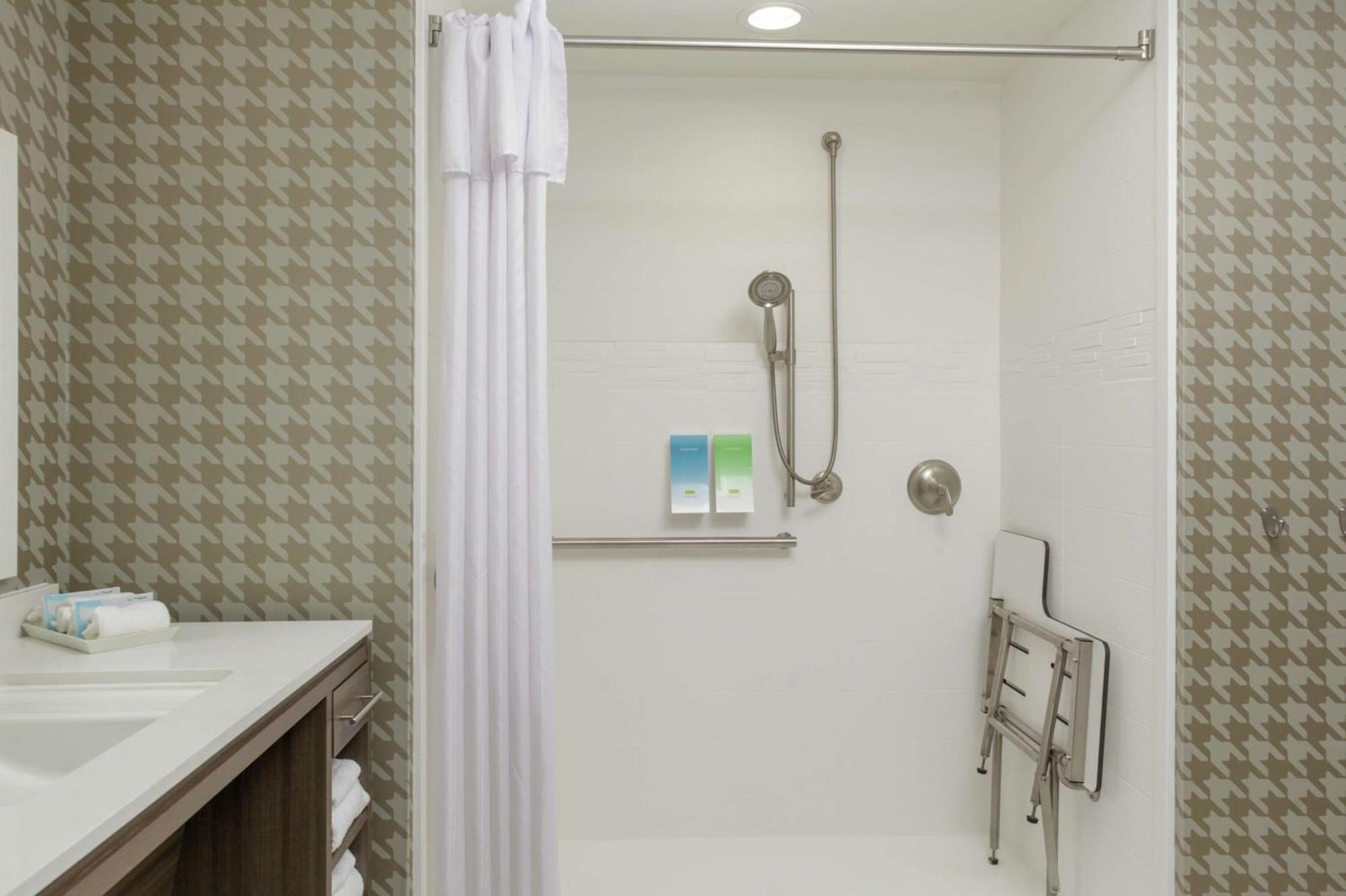 Home2 Suites By Hilton Fort Collins Esterno foto